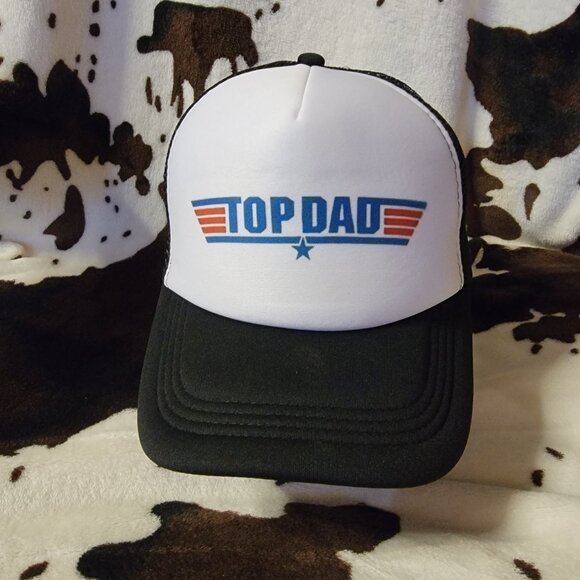 Top Dad Black Trucker Hat - Picture 1 of 8